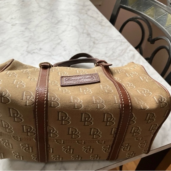 Vintage Dooney And Bourke Canvas And Leather Satchel Bag Buckles Signature Bag - Picture 4 of 10